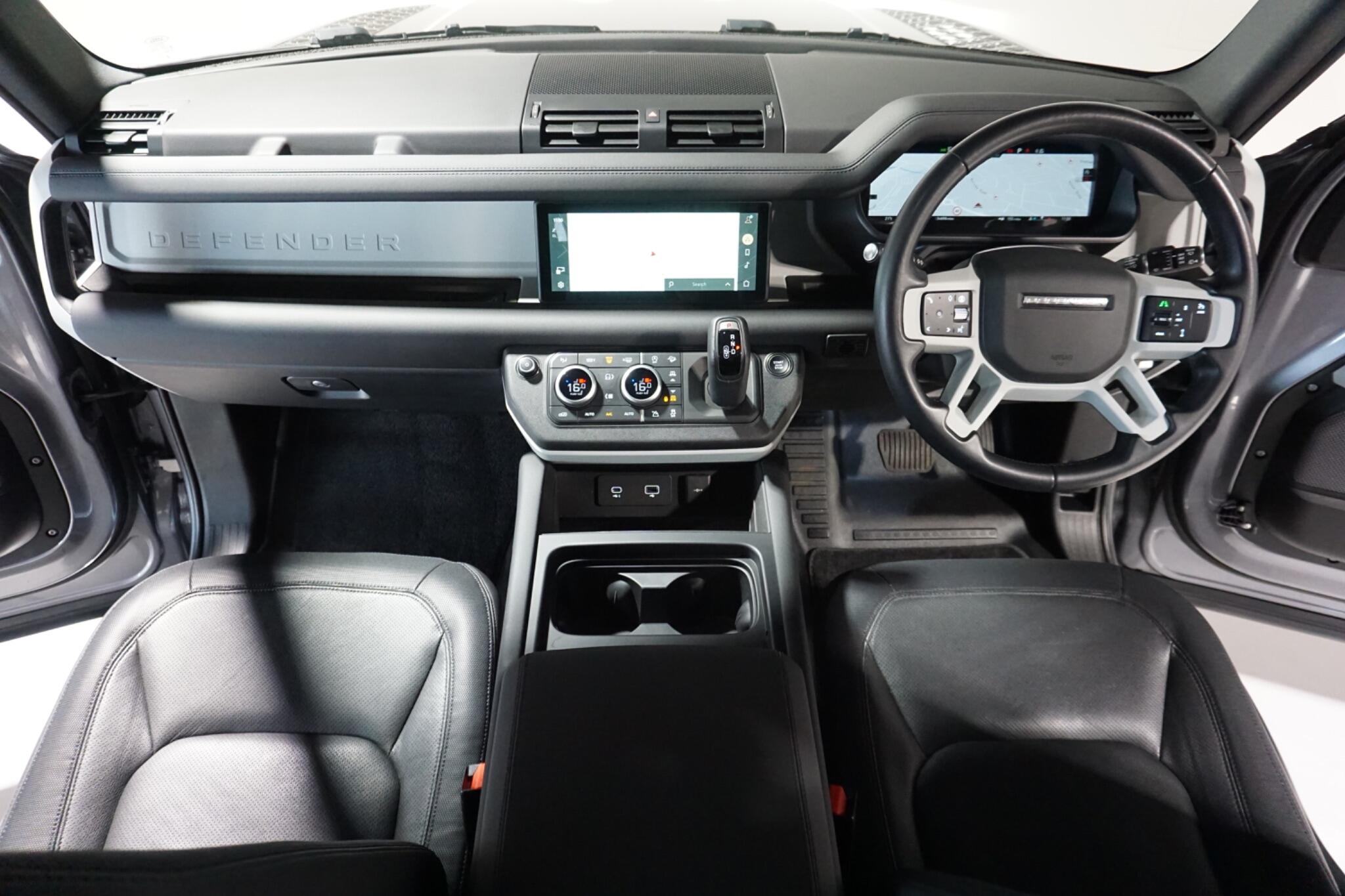 Land Rover Defender 110 3.0 D300 MHEV X-Dynamic SE SUV 5dr Diesel Auto 4WD Euro 6 (s/s) (300 ps)